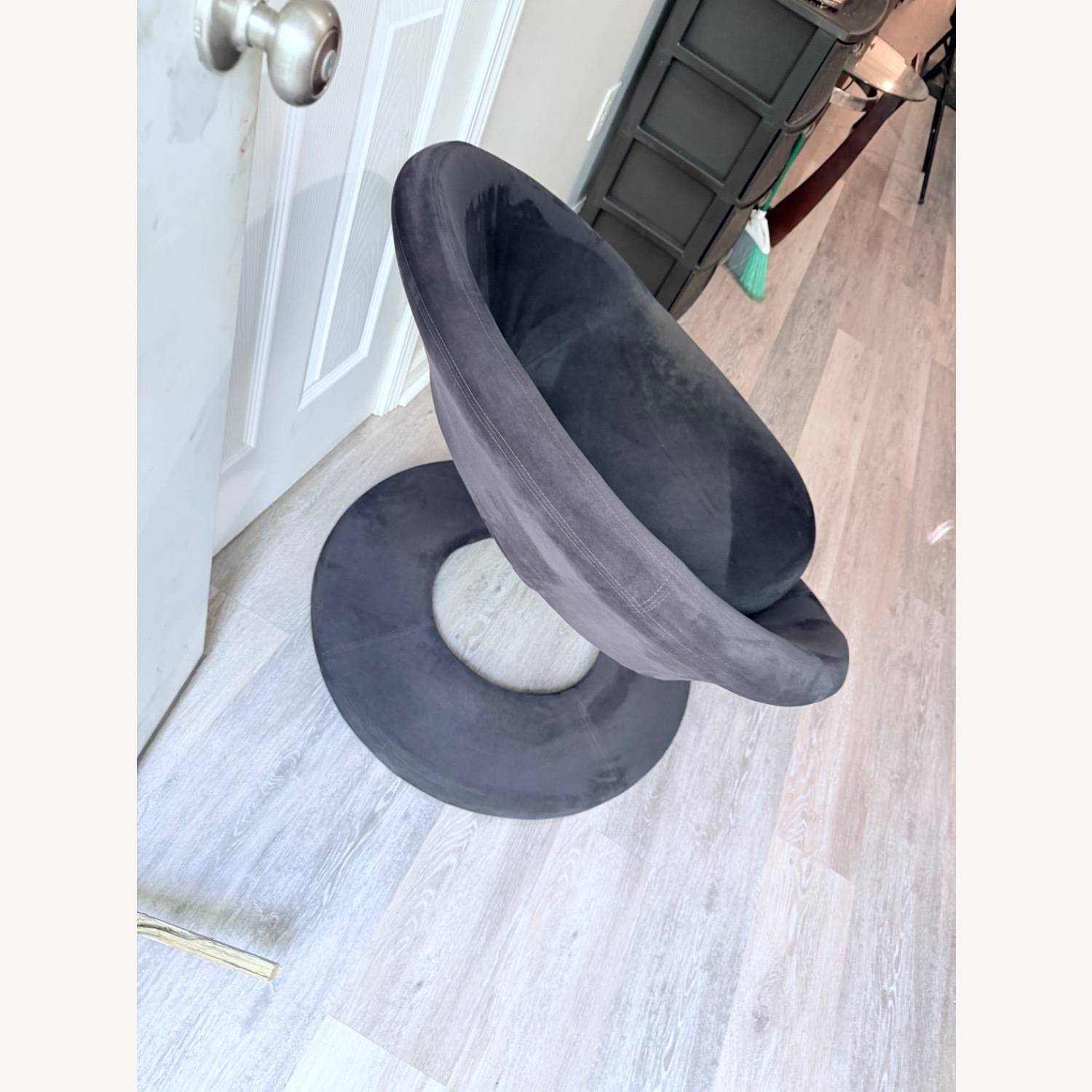 Vintaje1980s Postmodern Jaymar Spiral Ribbon Chair - image-14