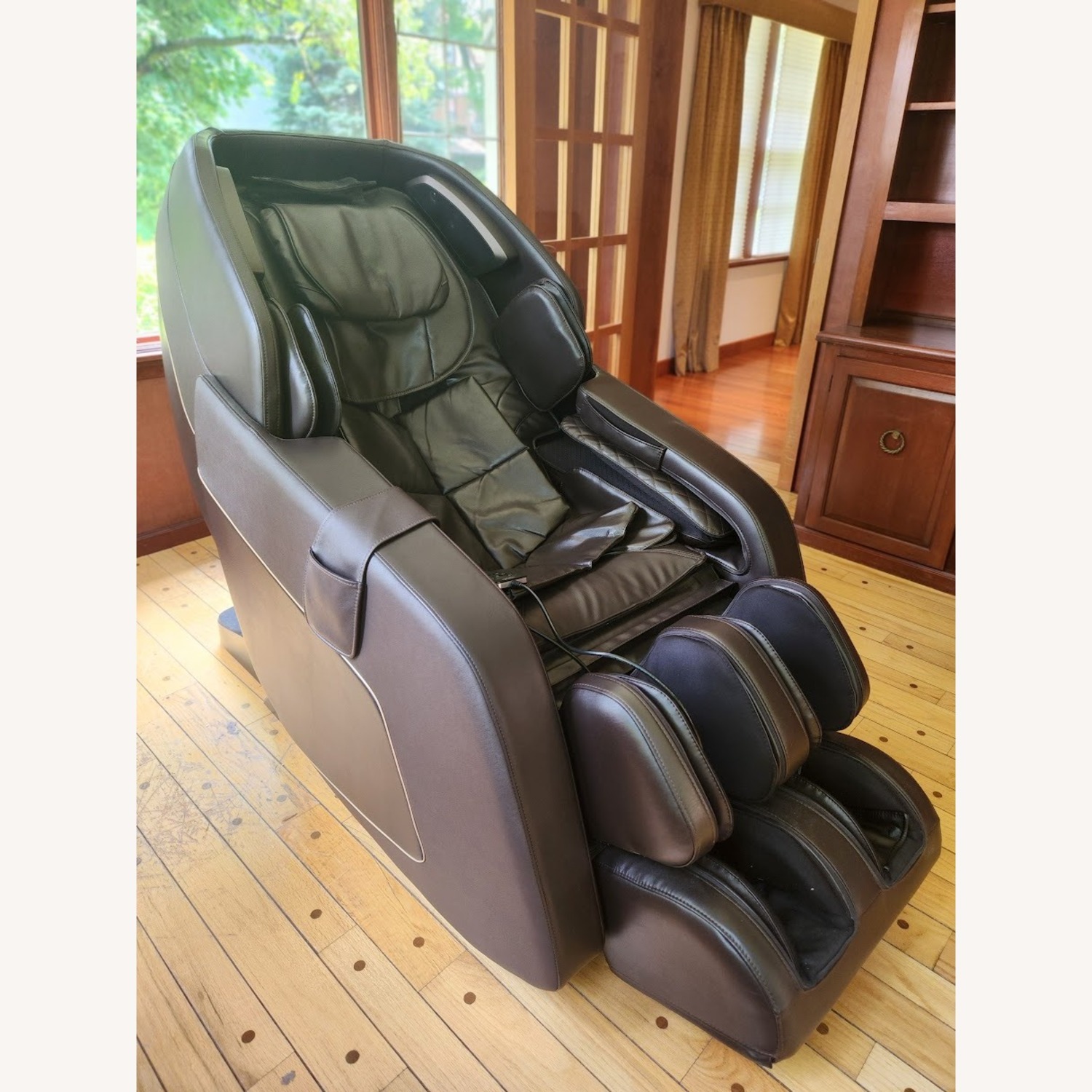 Daiwa Hubble 3D Massage Chair - image-6