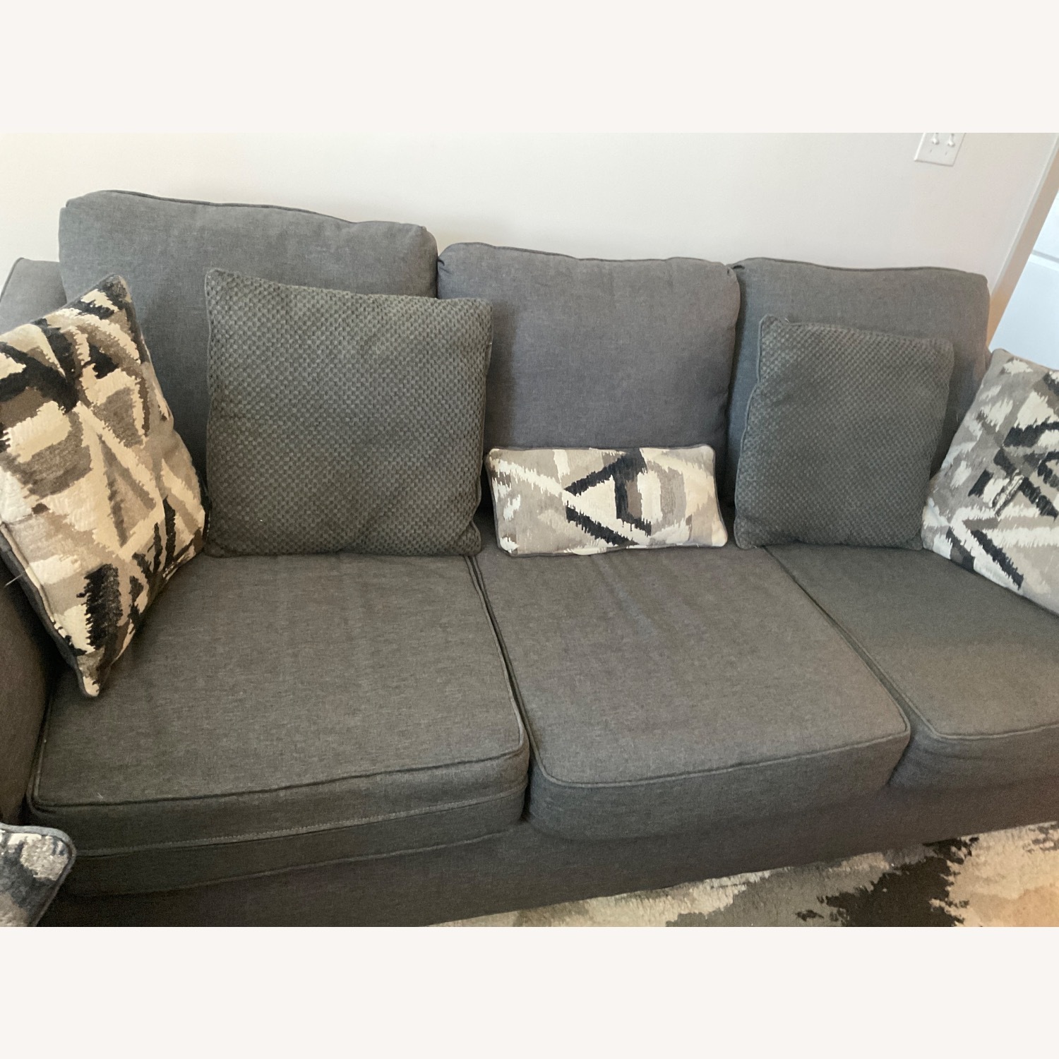 Bob's Discount Furniture 3+ Seater Sofa - image-3