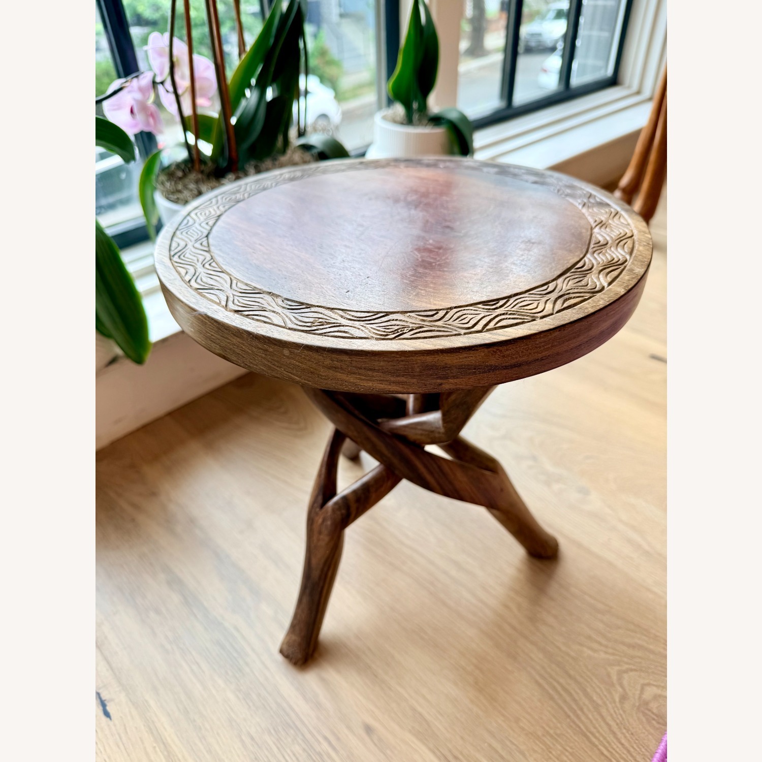 Hand-Carved African Wood Accent Table  - image-6
