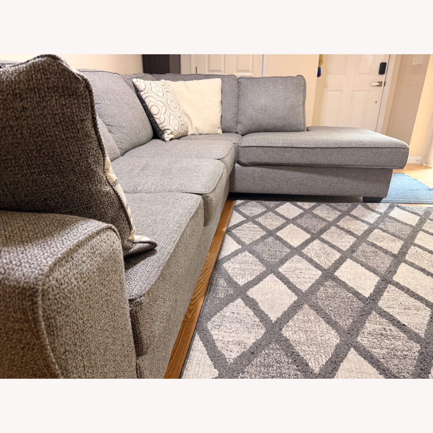 Light Gray Fabric 3+ Piece Sectional - image-5