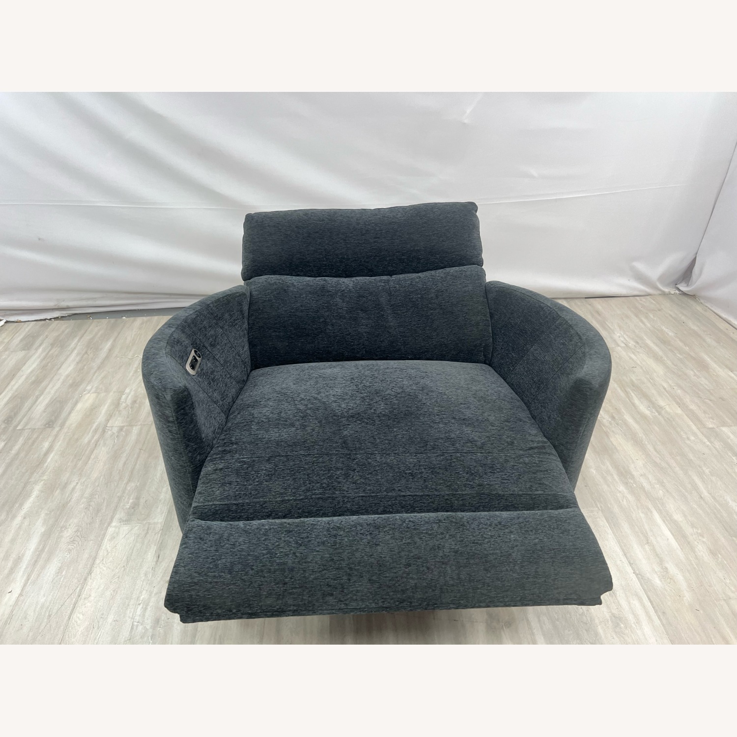 Wade Logan Bre Upholstered Extra Wide Recliner - image-2