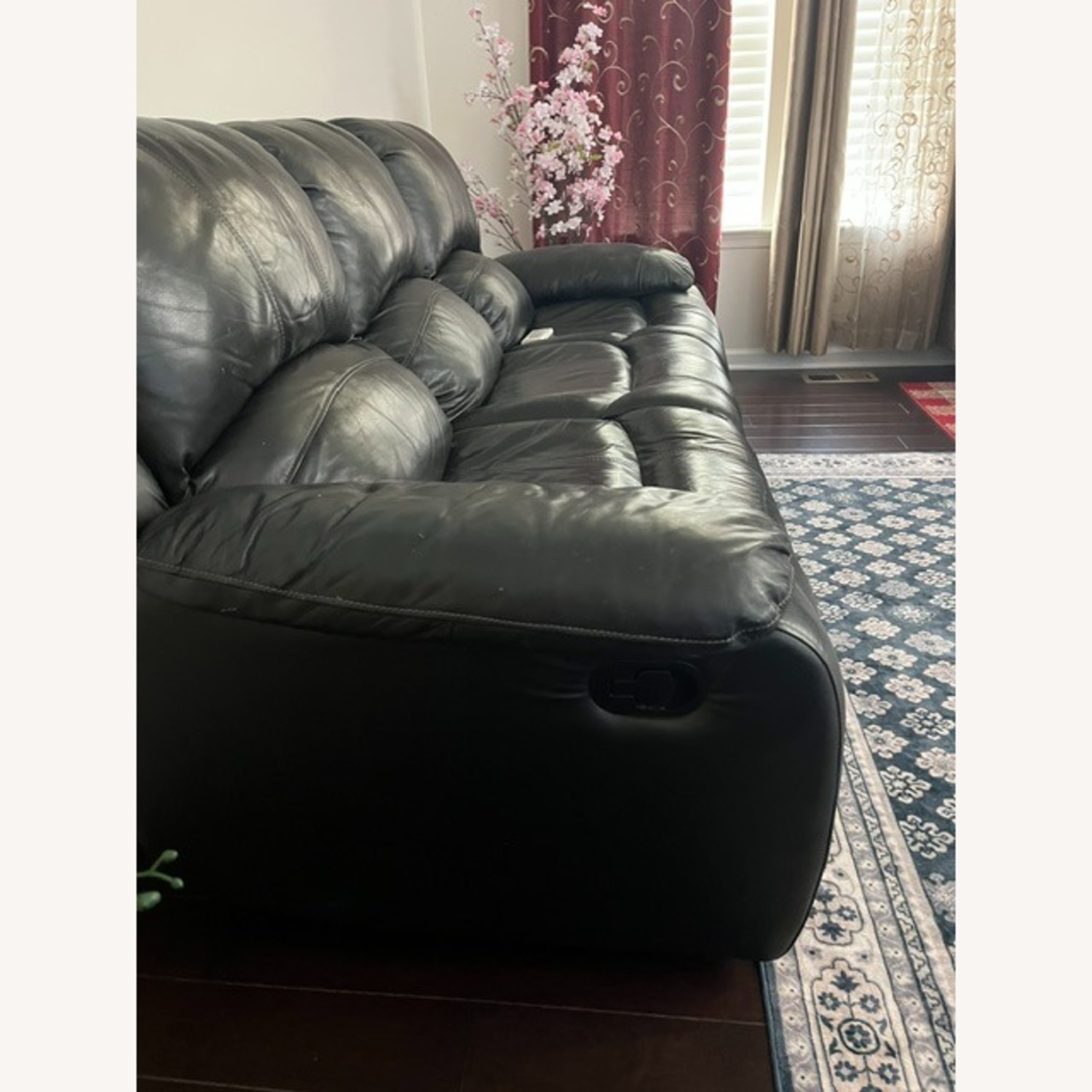 Raymour & Flanigan Black Leather 2 Seater Sofa - image-3