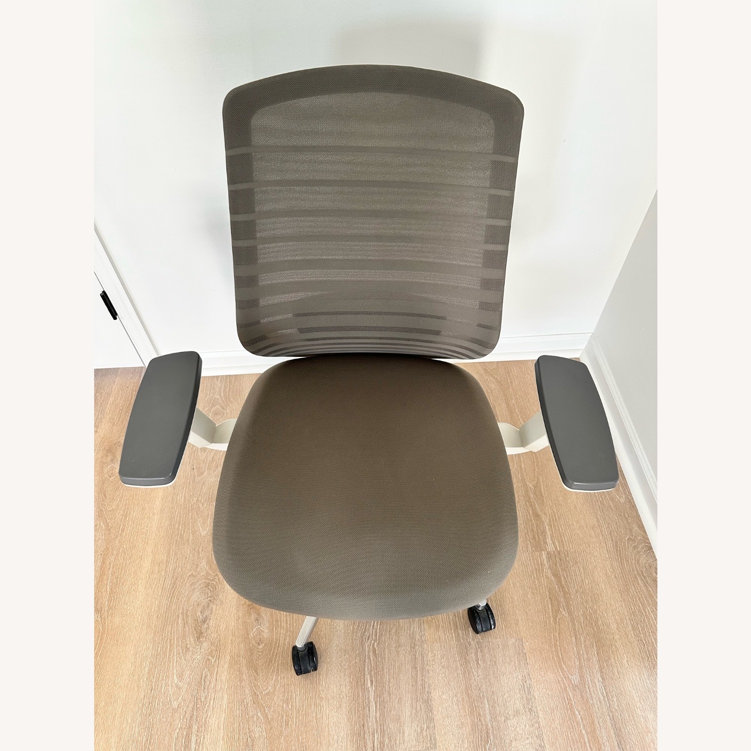 Branch Gray Ergonomic Office Chair - image-3