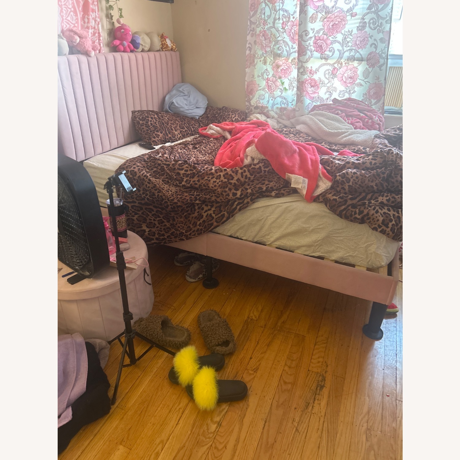 Full Bed - image-4