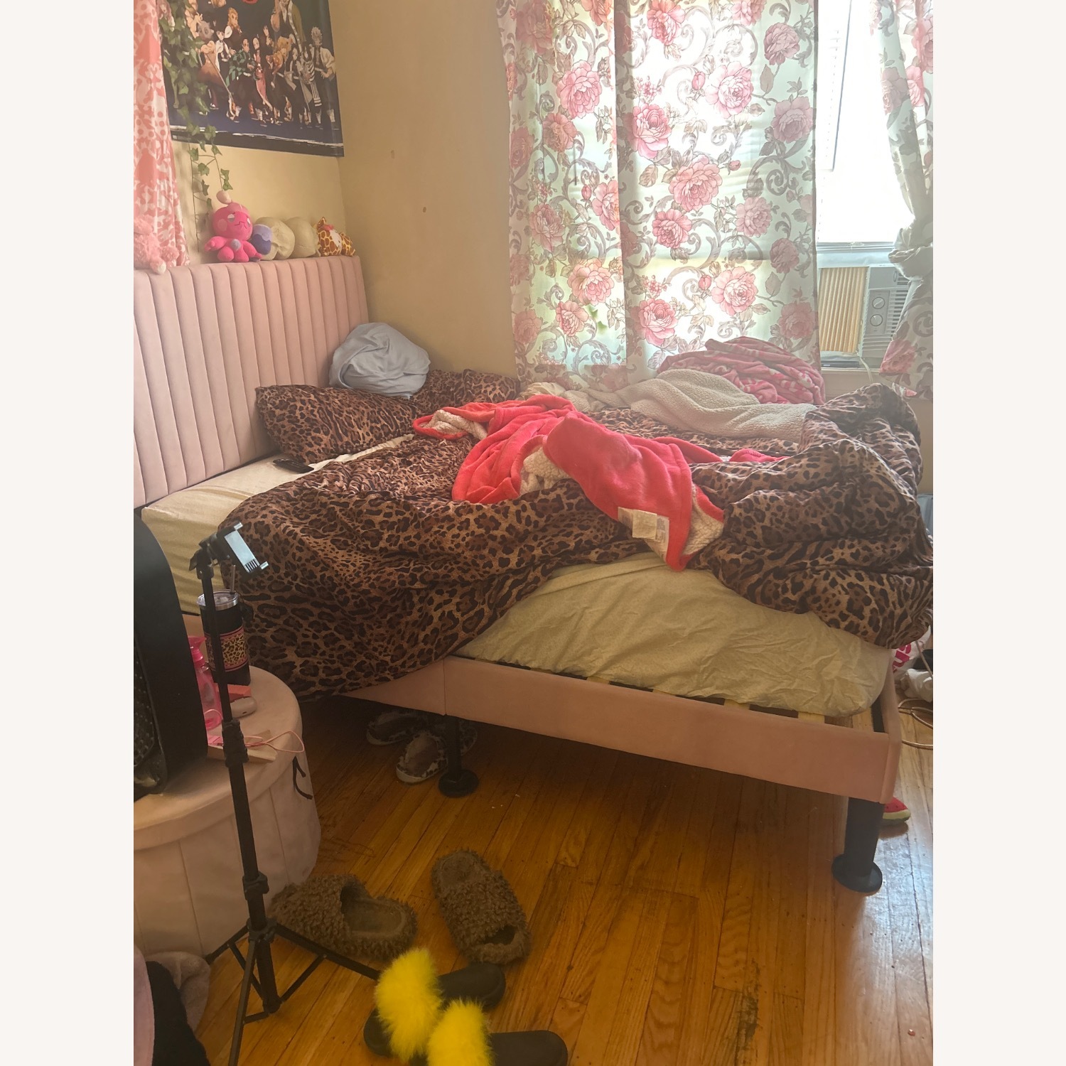 Full Bed - image-3