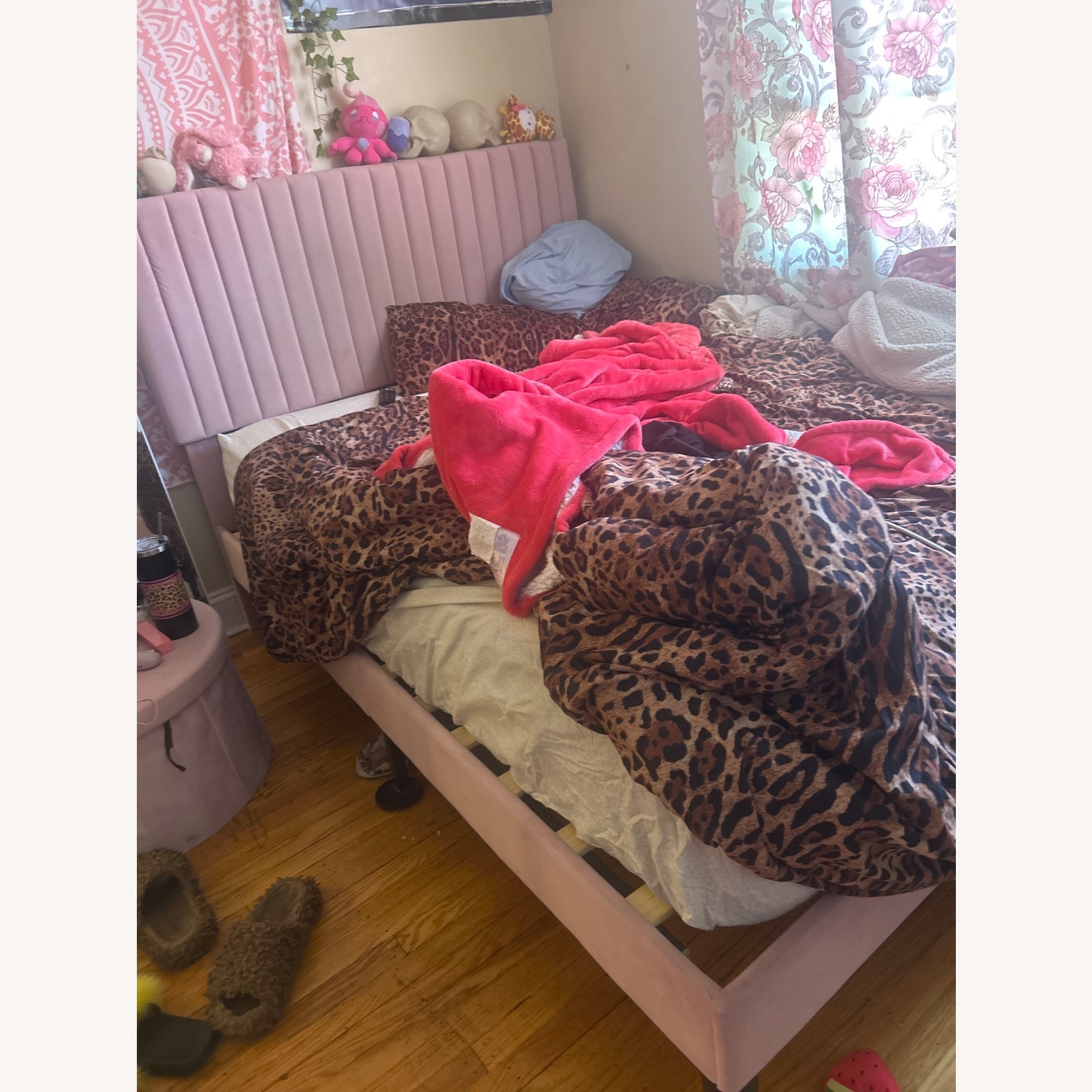 Full Bed - image-1