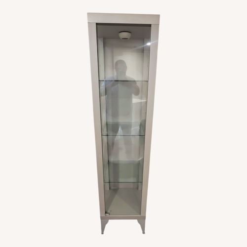 Used Glass Mirror Detolf for sale on AptDeco