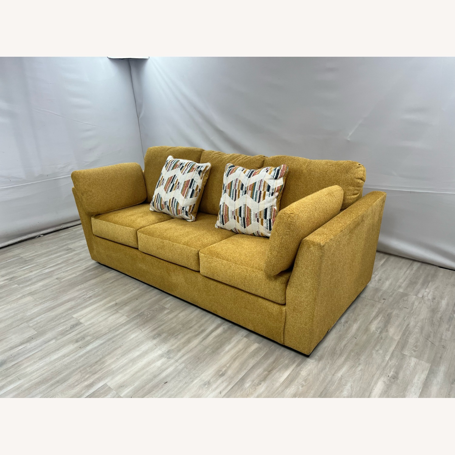 Ashley Furniture Keerwick Queen Sofa Sleeper - image-2