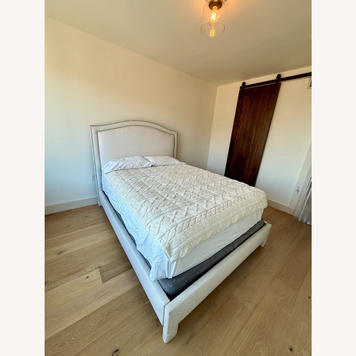Ethan Allen Bed Frame W Nailhead Trim - image-4