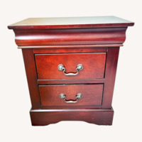 Nightstand 