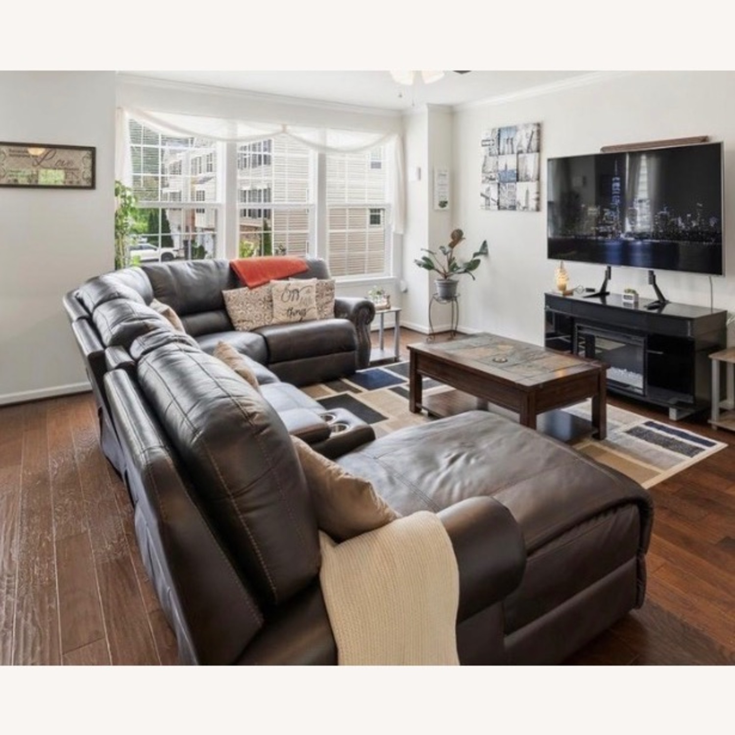Value City Furniture 3+ Piece Sectional - image-1