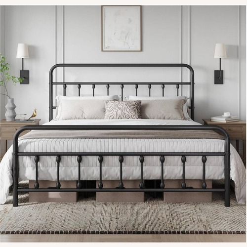 Used Yaheetech King Steel Bed Frame for sale on AptDeco