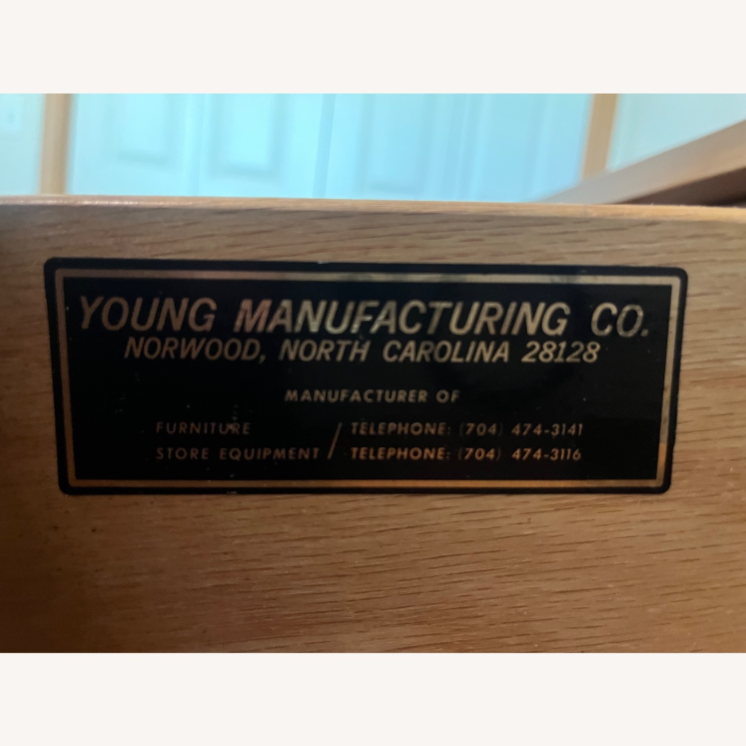 Young Manufacturing Company Dining Table - image-8