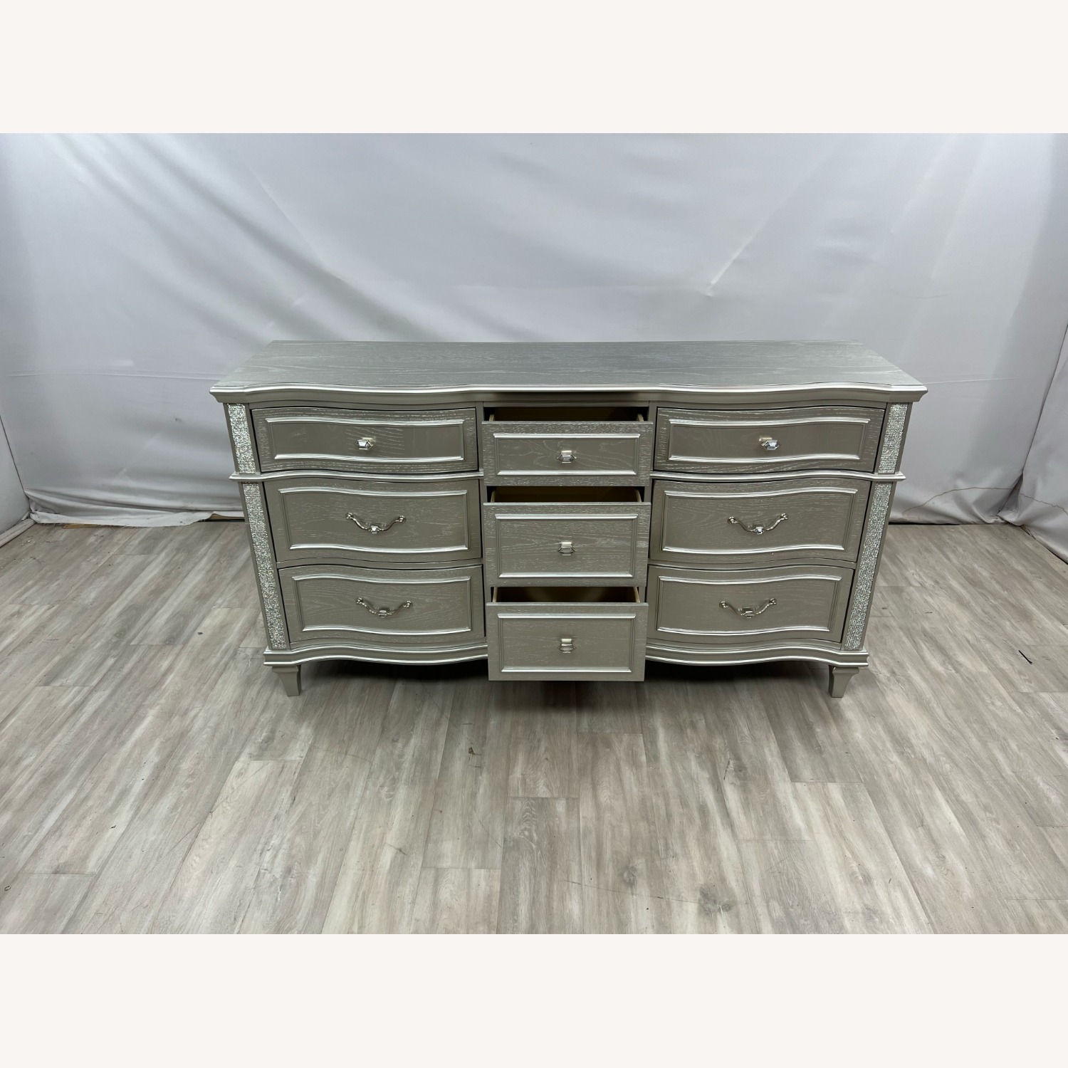 Rosdorf Park 9-Drawer Dresser  - image-8