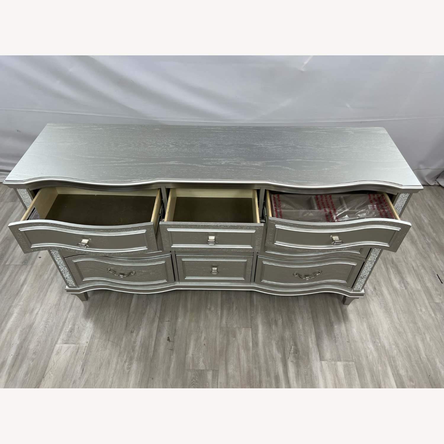 Rosdorf Park 9-Drawer Dresser  - image-12