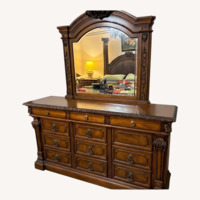 Thomasville Furniture Industries Dresser