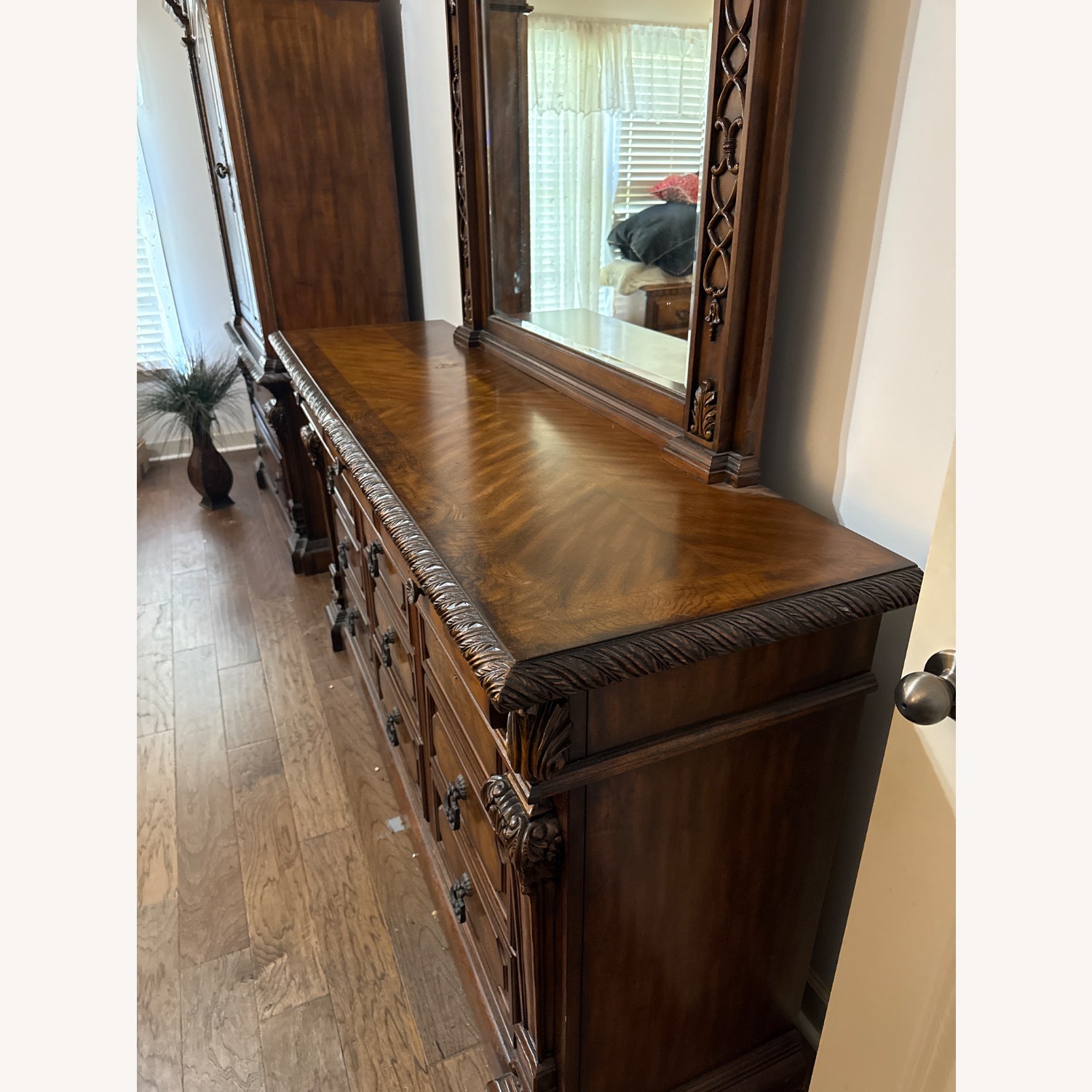 Thomasville Furniture Industries Dresser - image-3