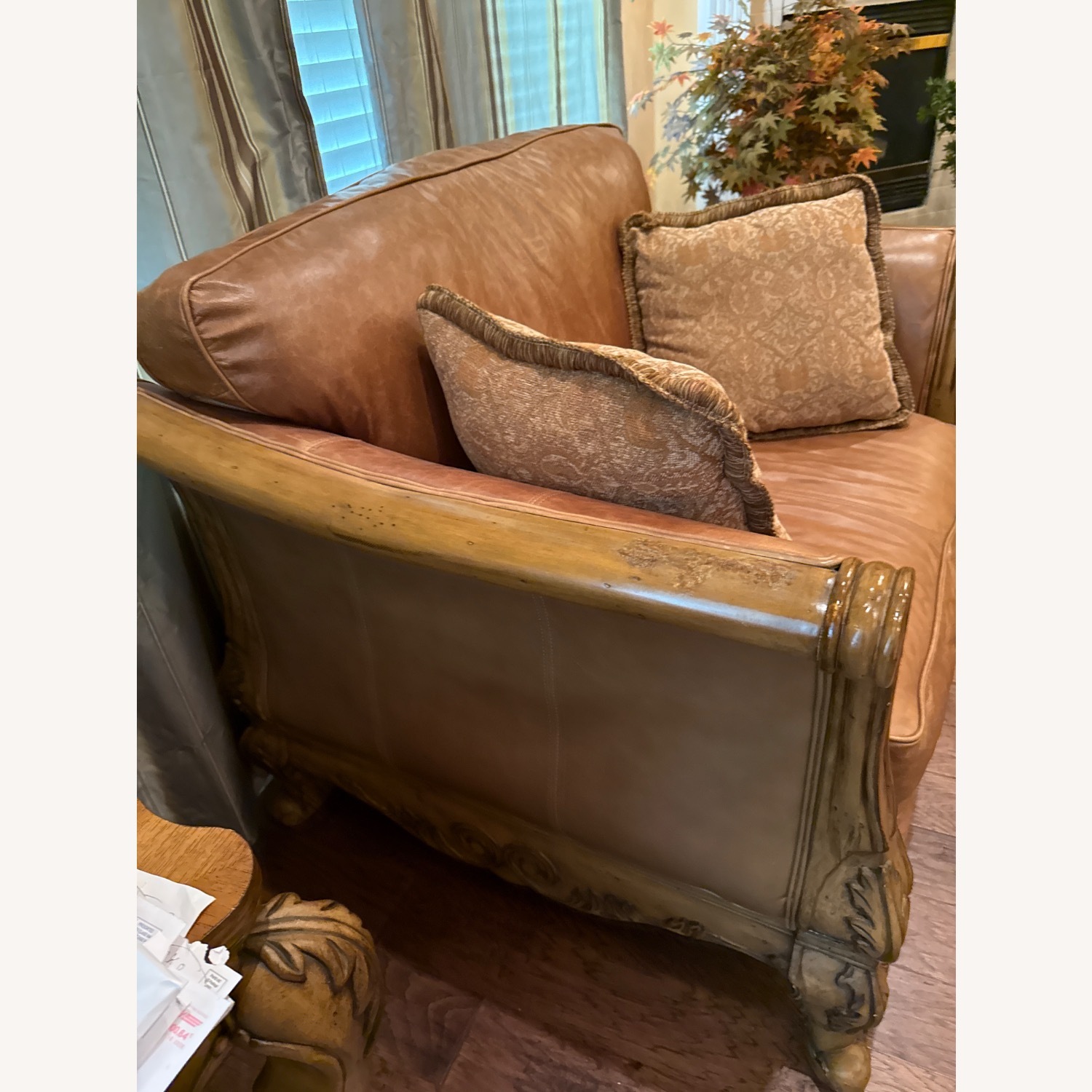 Sofa Chair - image-3