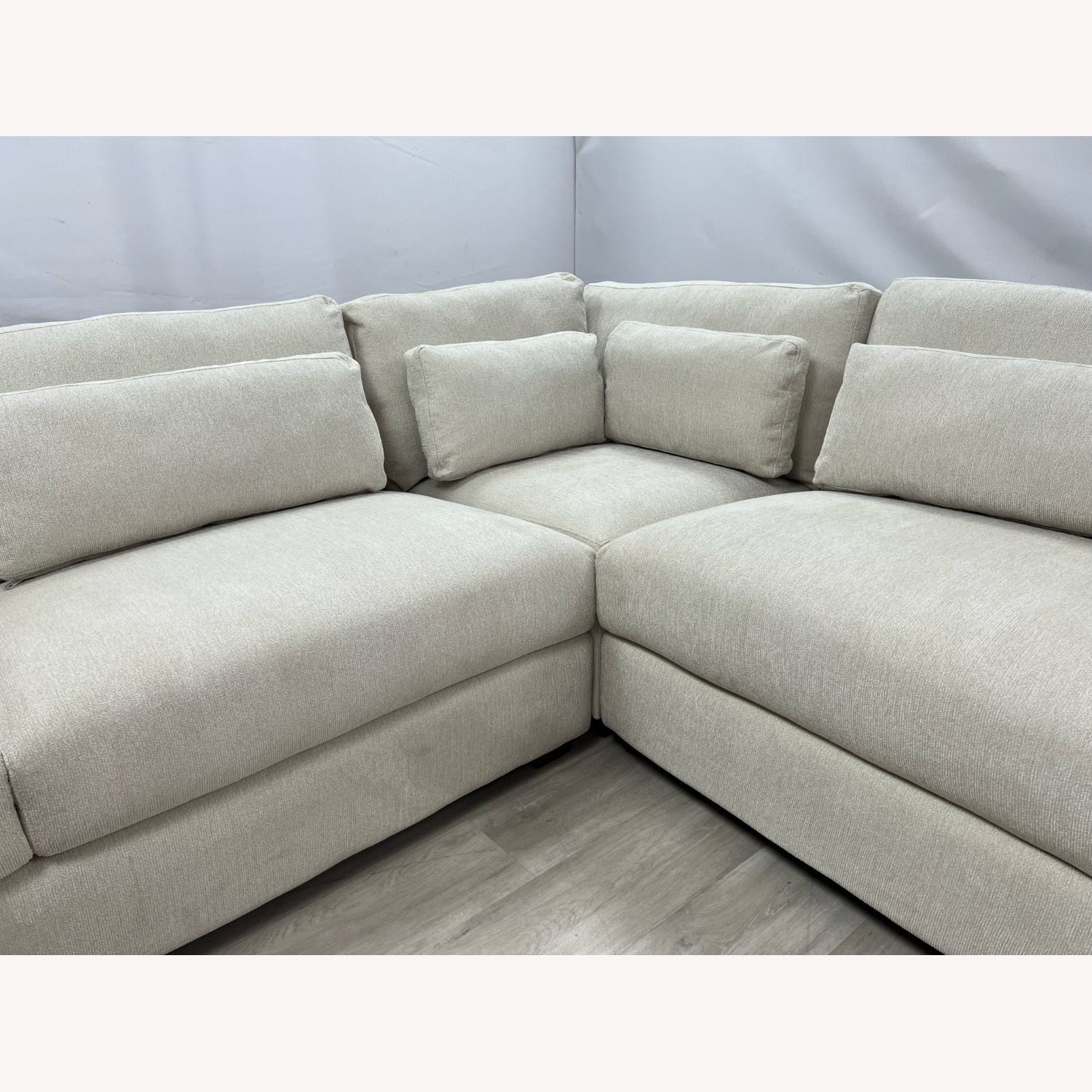 Ebern Designs Icelyn 3 - Piece Modern Sectional - image-4