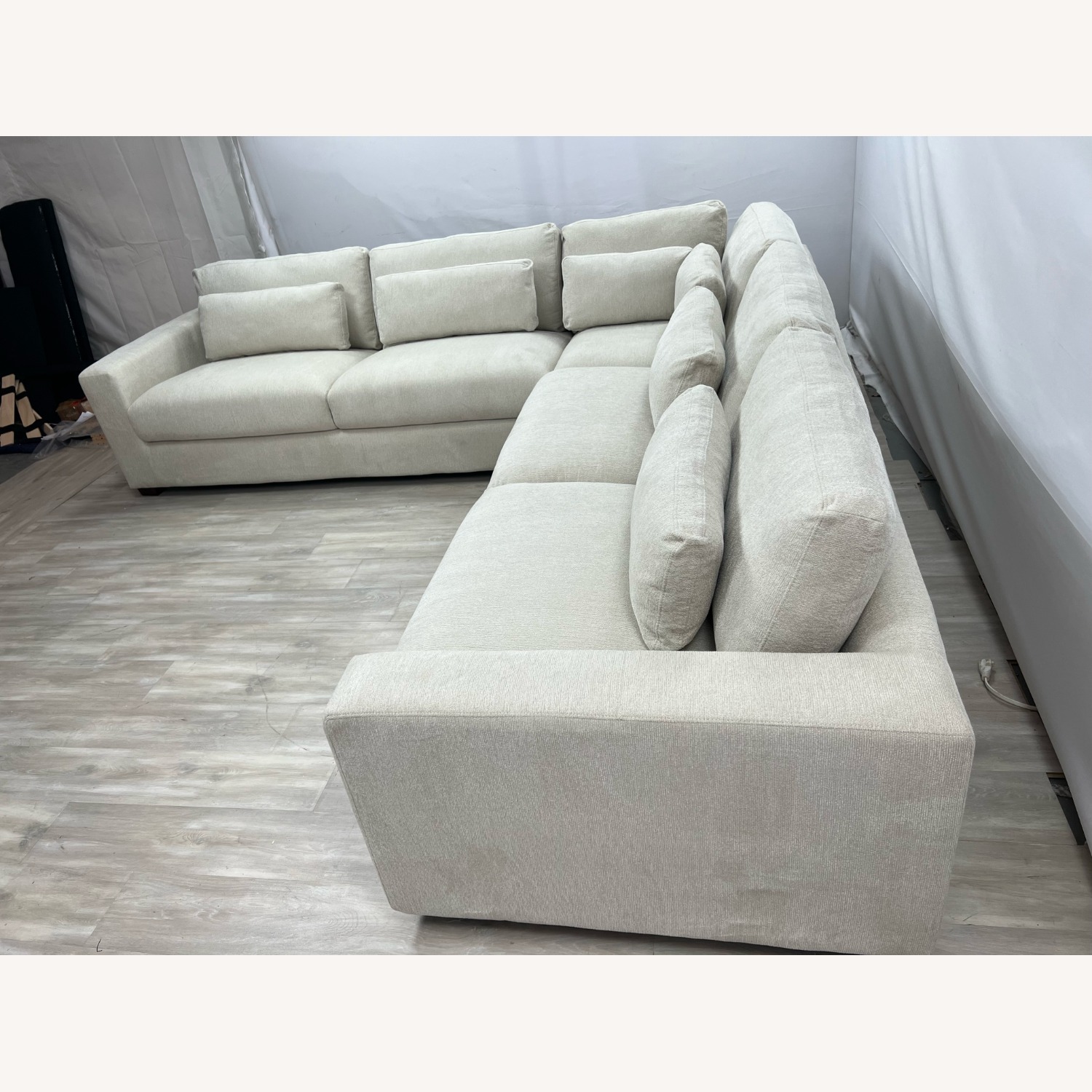 Ebern Designs Icelyn 3 - Piece Modern Sectional - image-1