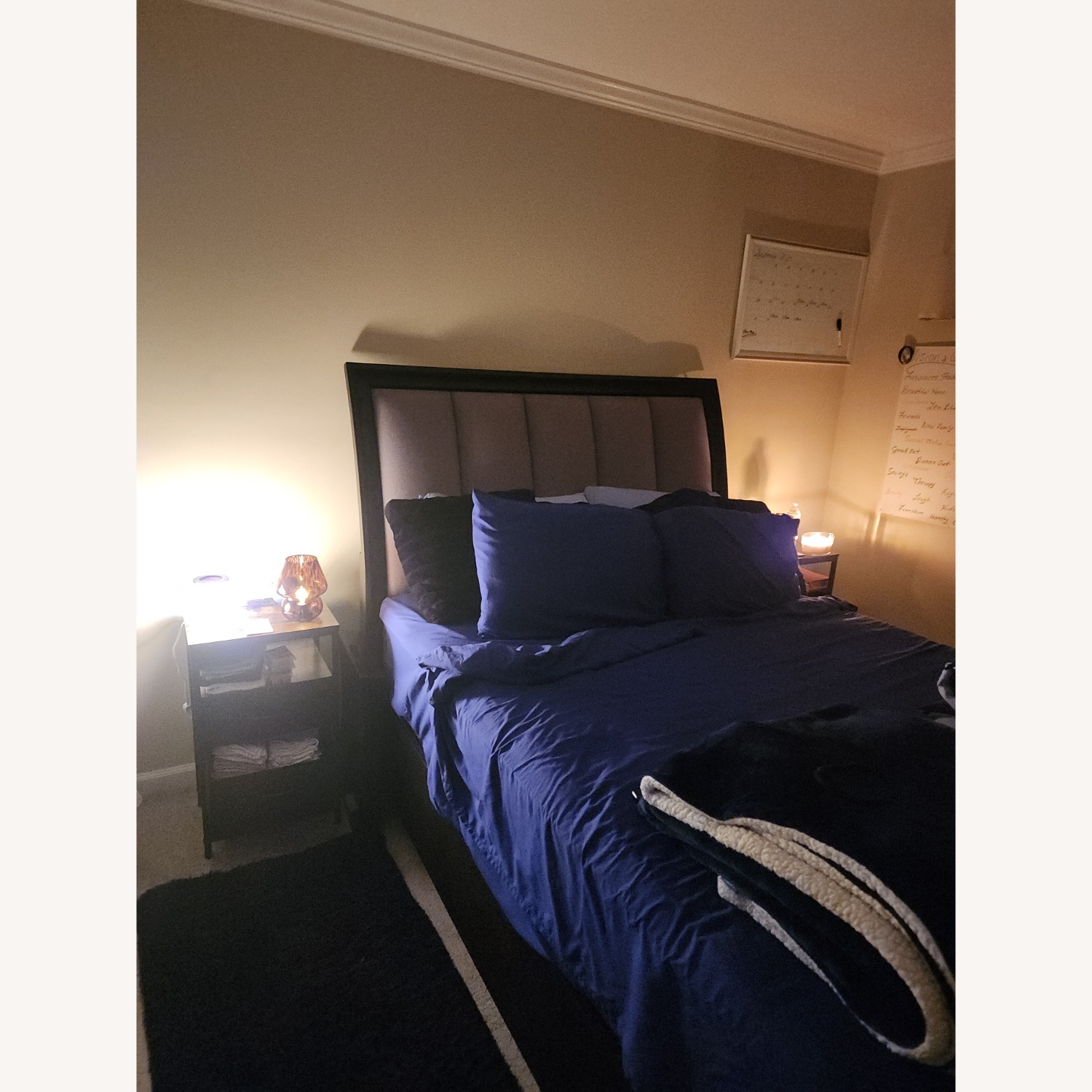Rooms To Go Black Queen Bed - image-3