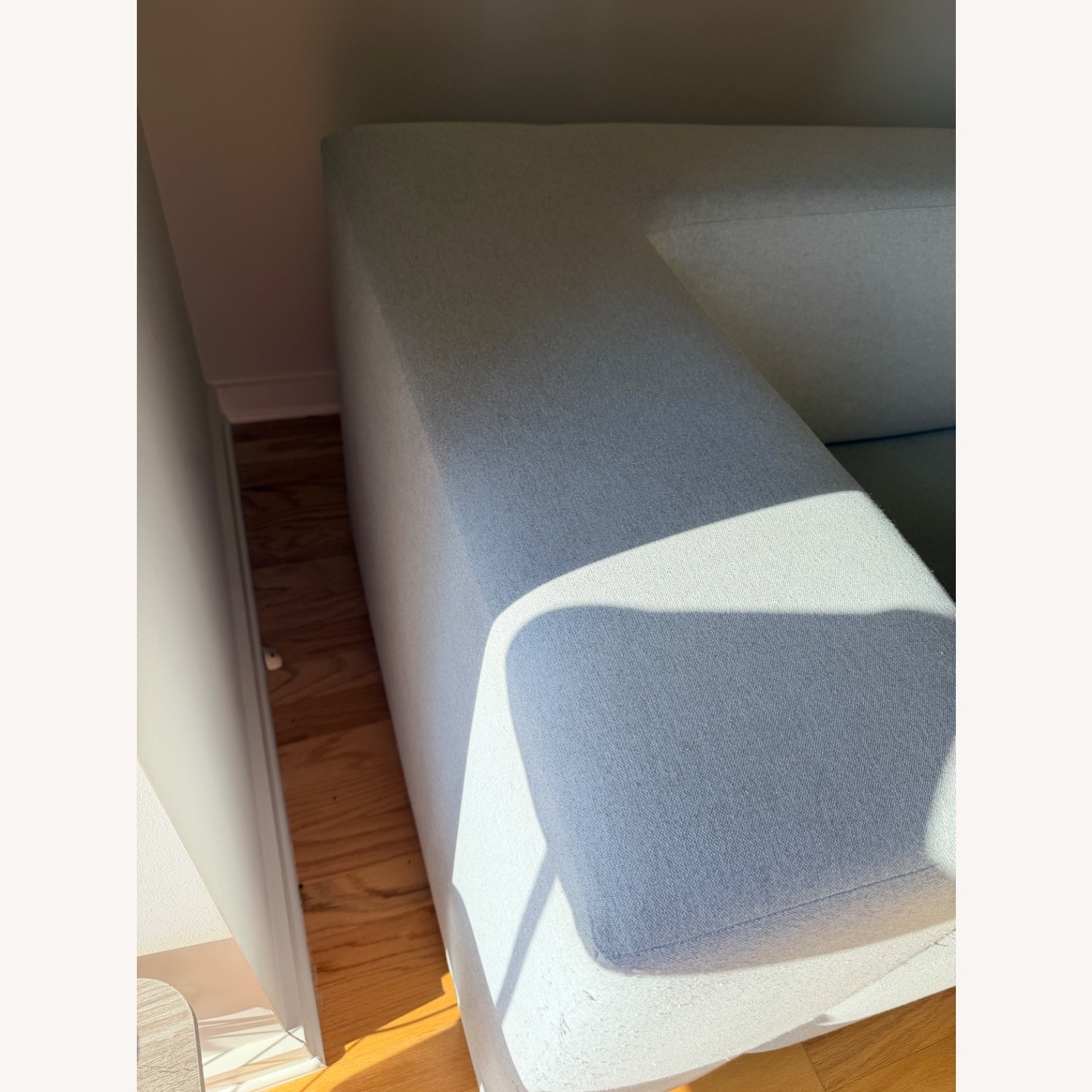 Light Gray 3+ Seater Sofa - image-3