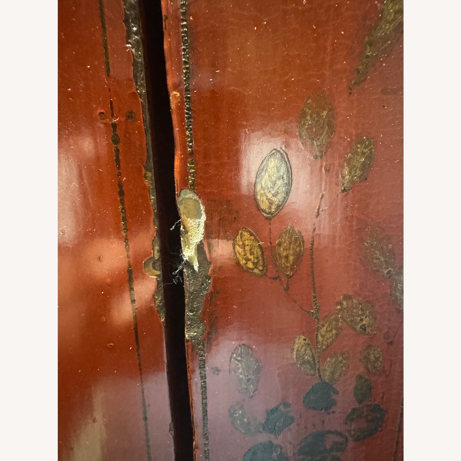 Chinese Red Lacquer Wedding Cabinet / Armoire - image-4