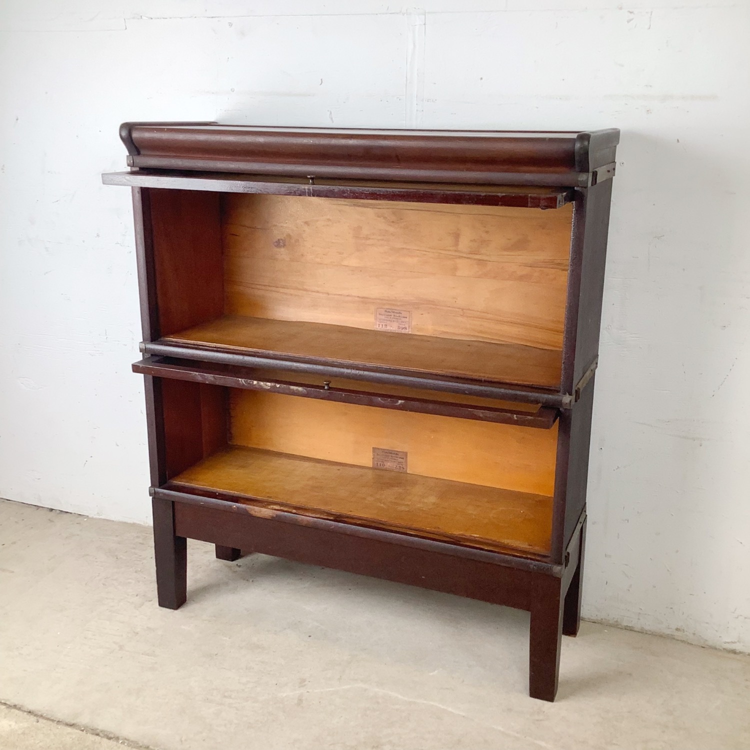 Antique Globe-Wernicke Barrister Bookcase - image-7