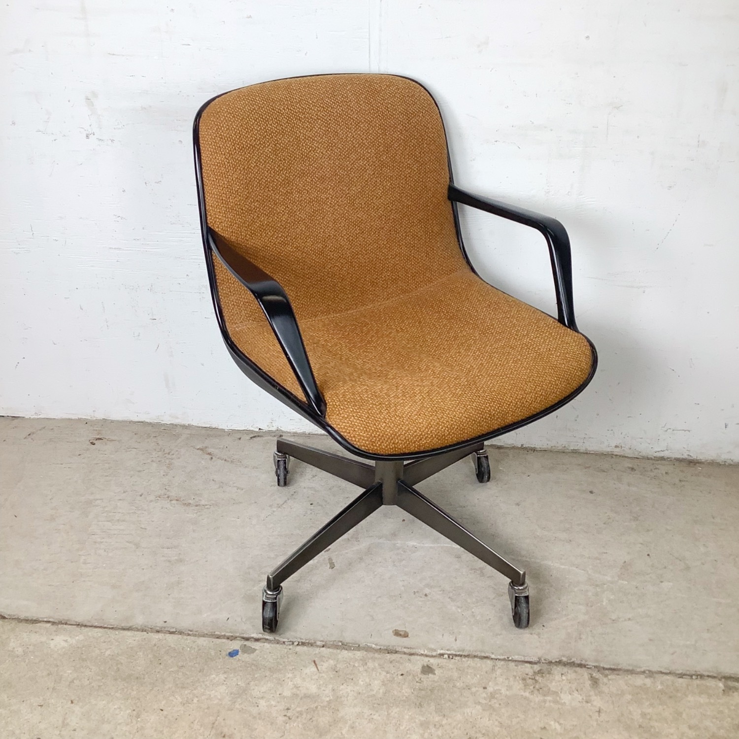 Vintage Steelcase Task Chair,  1970s - image-2