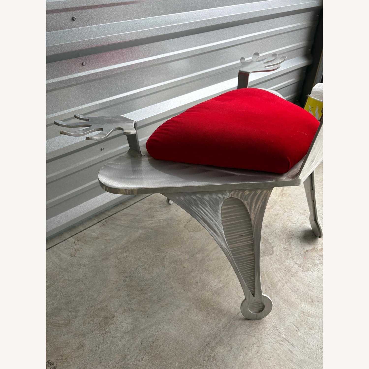 Exclamation’ Aluminum Armchair - image-7