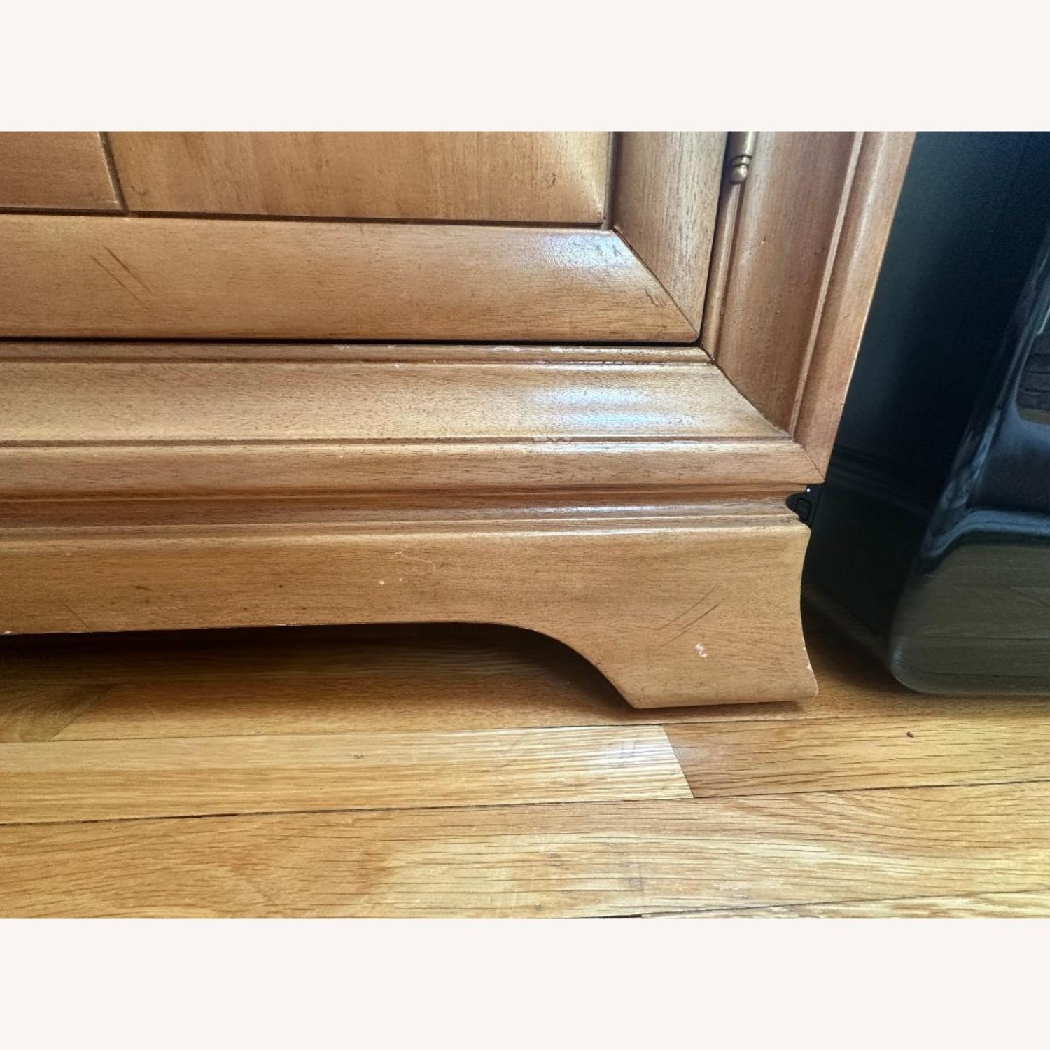 Thomasville Entertainment Center (Solid Wood) - image-4