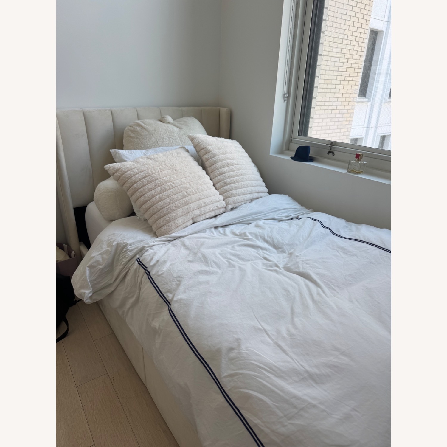 Wayfair Cream Upholstered Lift Storage Bed - image-8