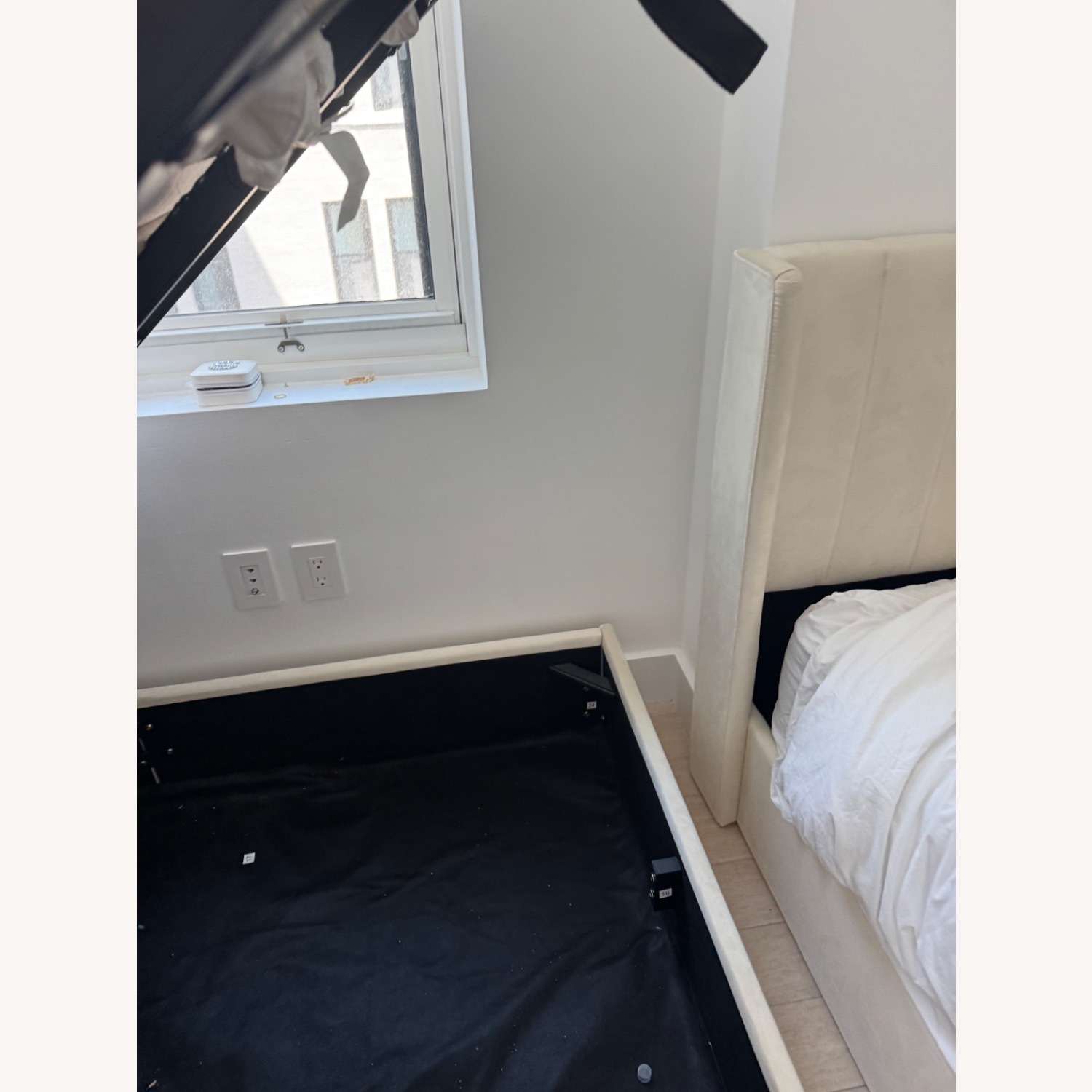 Wayfair Cream Upholstered Lift Storage Bed - image-7