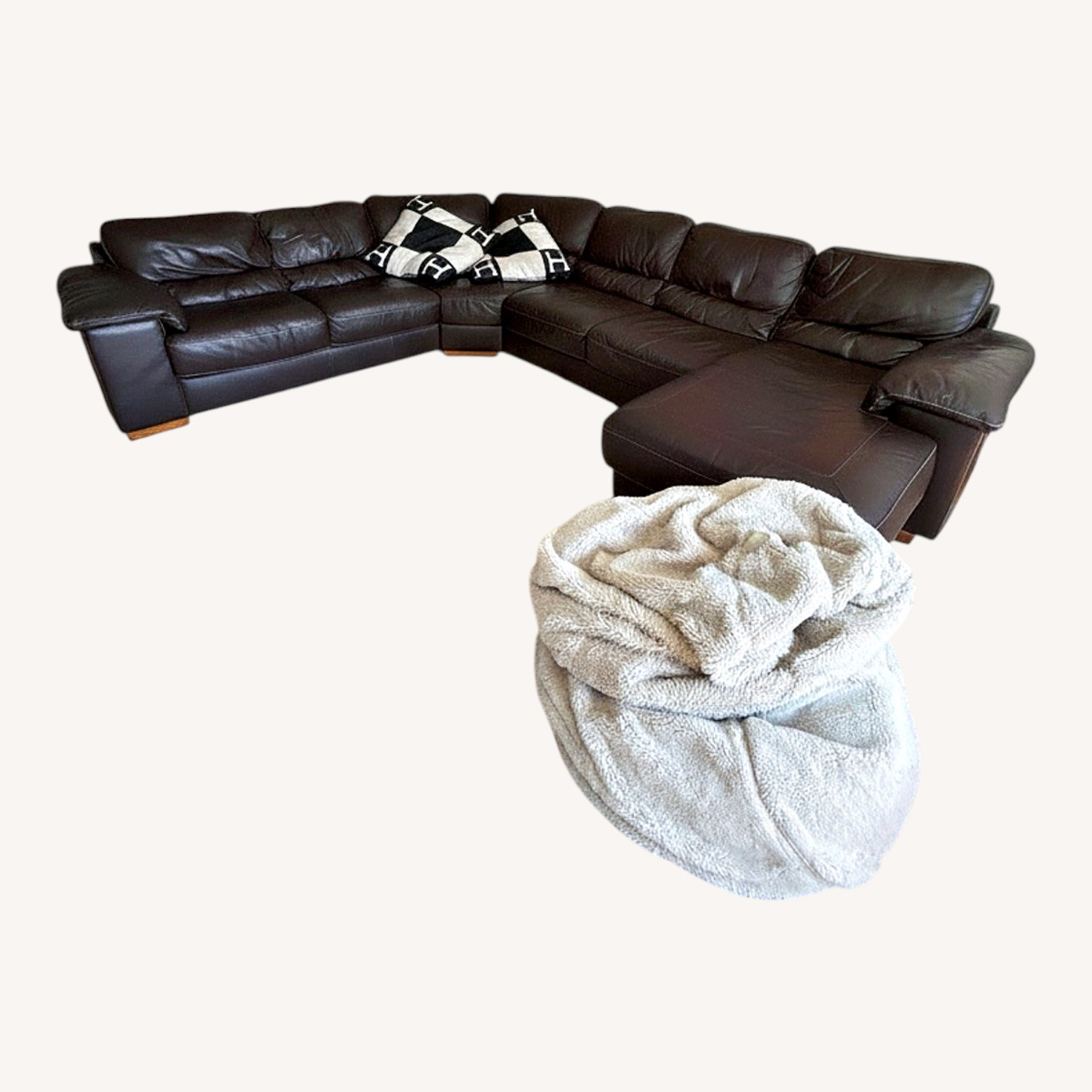 Raymour & Flanigan Dark Brown 3+ Piece Sectional - image-4