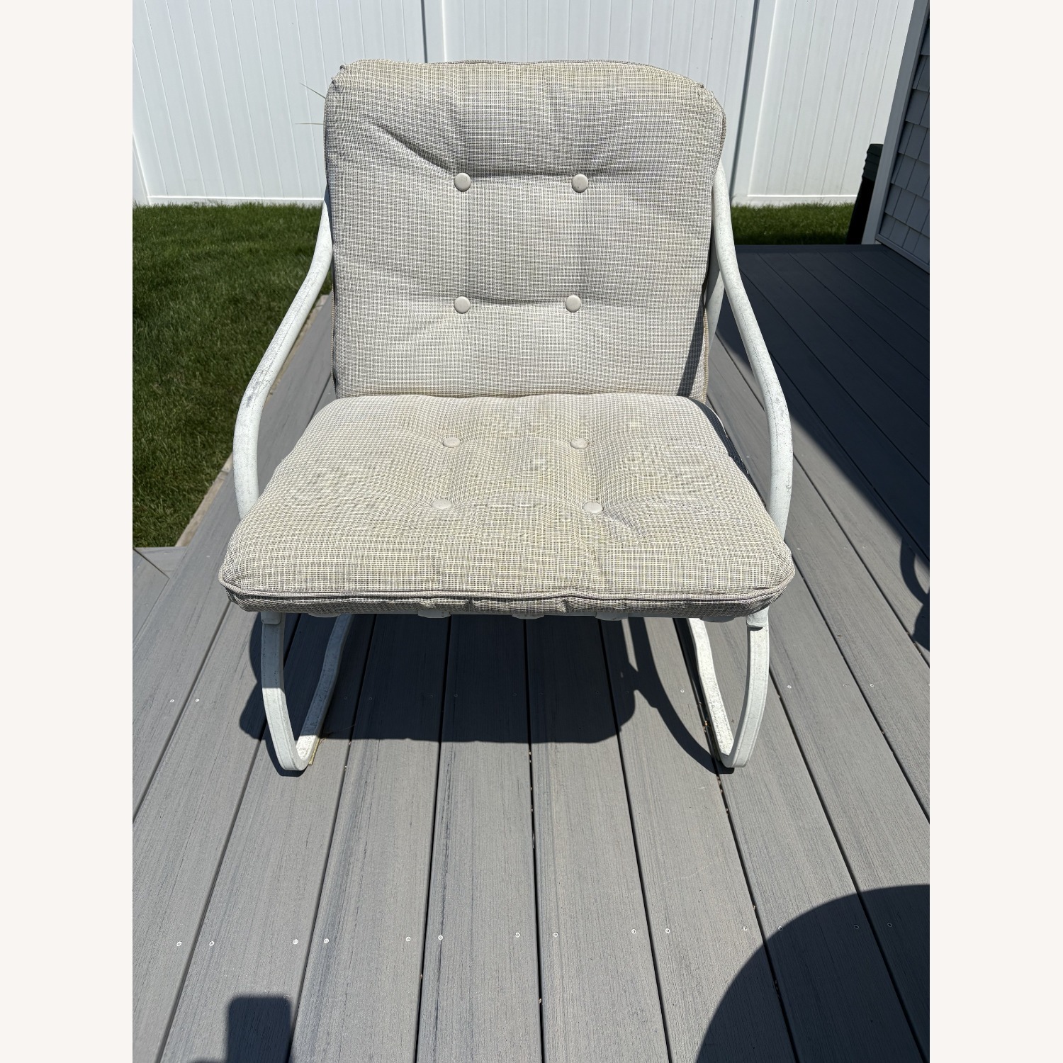 Brown Jordan White Metal Patio Furniture - image-4