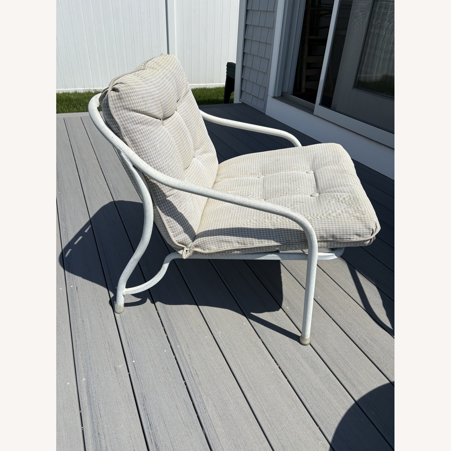 Brown Jordan White Metal Patio Furniture - image-3