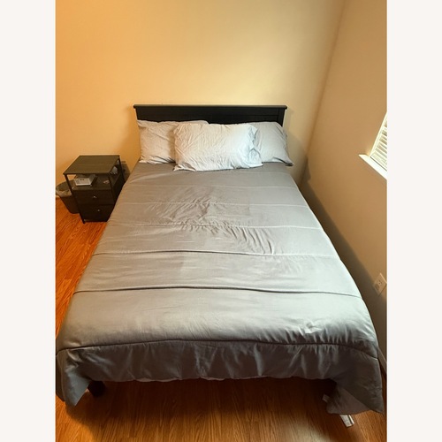 Used Wayfair Gracie Oaks Black Wood Full Bed for sale on AptDeco