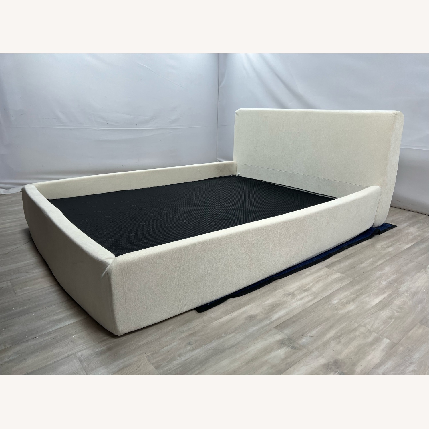 Rove Lab O2 Queen Bed SmartFoam Cloud Frame - image-3