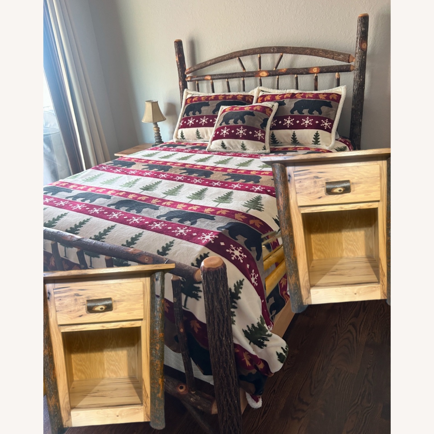 Real Hickory Queen Bed - image-3