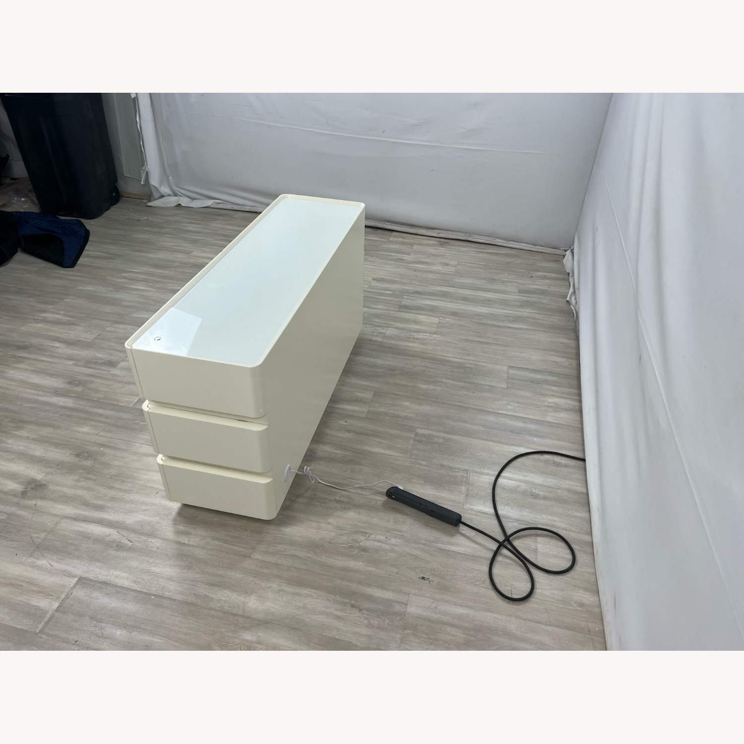 Hokku Designs Rajni Modern Dresser - image-4