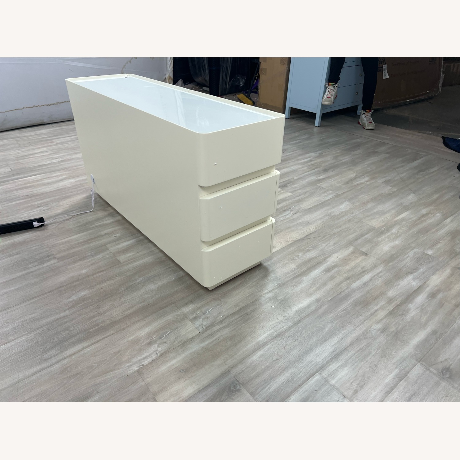 Hokku Designs Rajni Modern Dresser - image-6