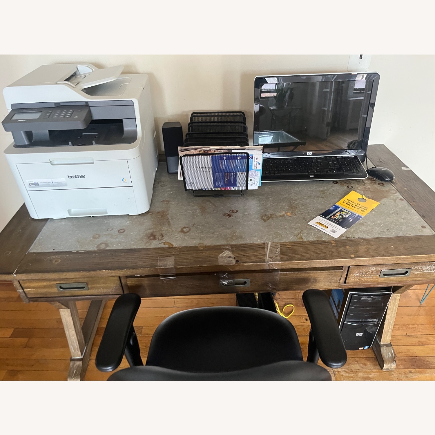 Contemporary Desk & Chair - image-3