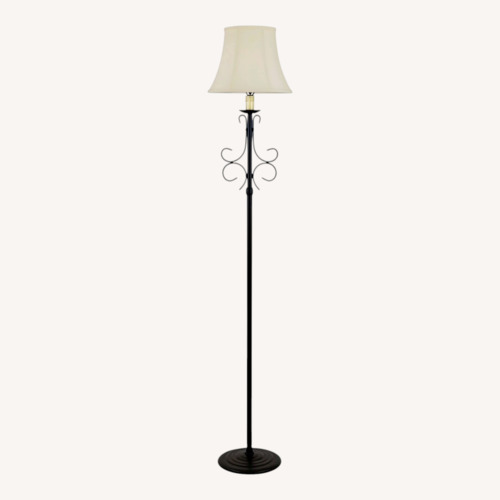 Used Vintage/Antique Finds Table Lamp for sale on AptDeco