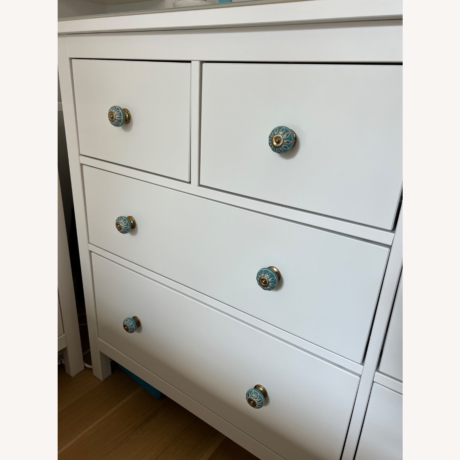 IKEA Hemnes 8-Drawer Dresser White with Glass Top - image-7