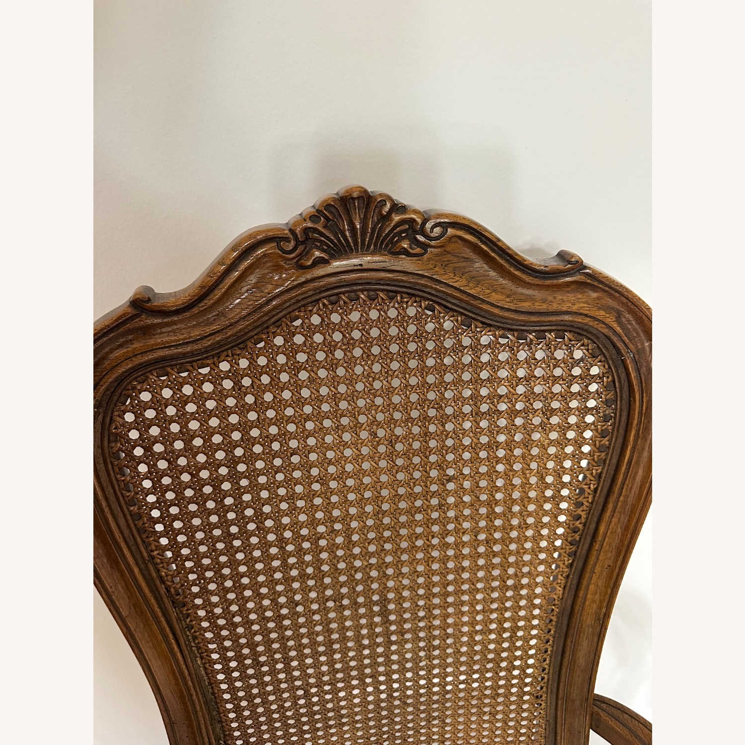 Thomasville French Ptovinciall Table  w 6 Chairs - image-5