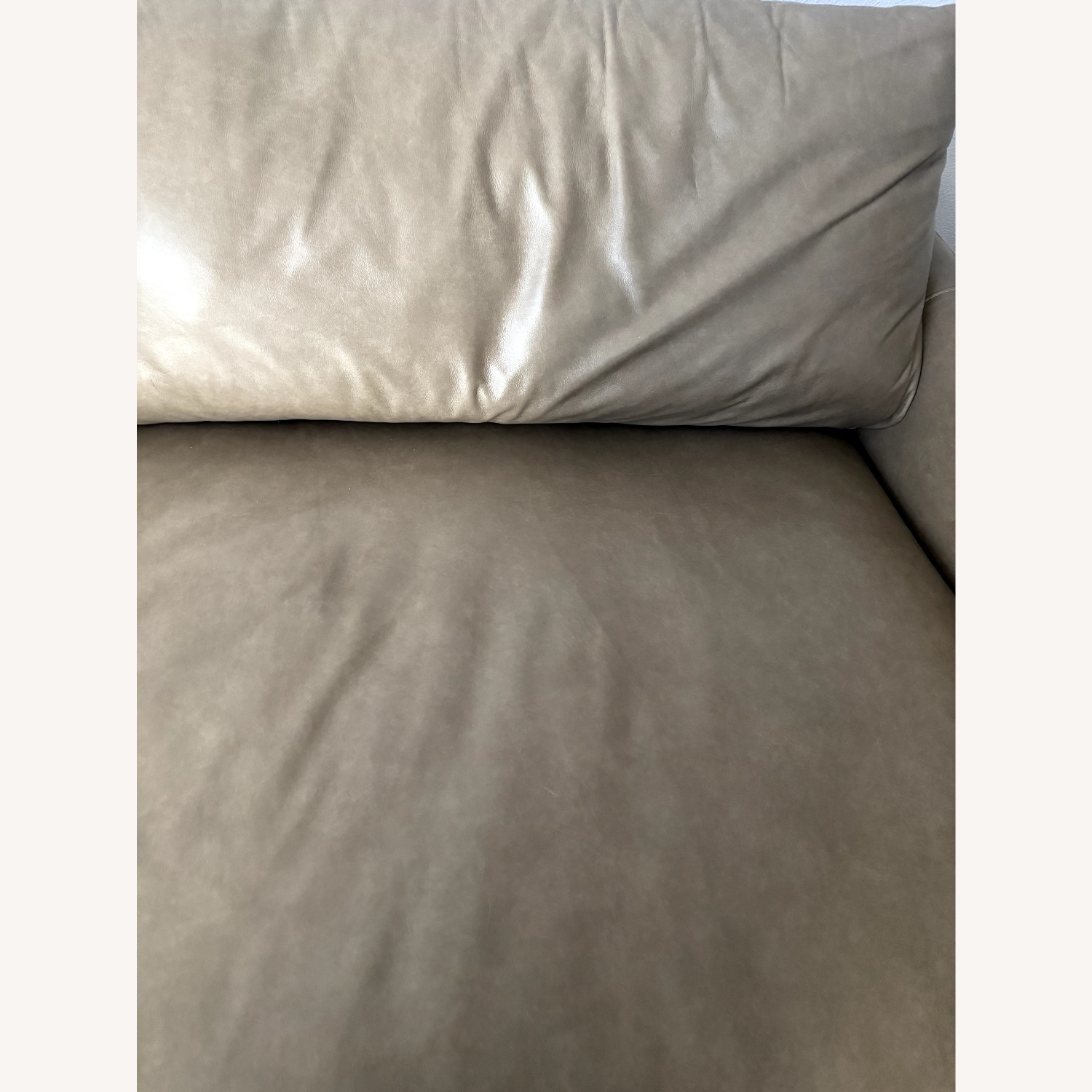 Crate & Barrel Leather 3+ Seater Sofa - image-4