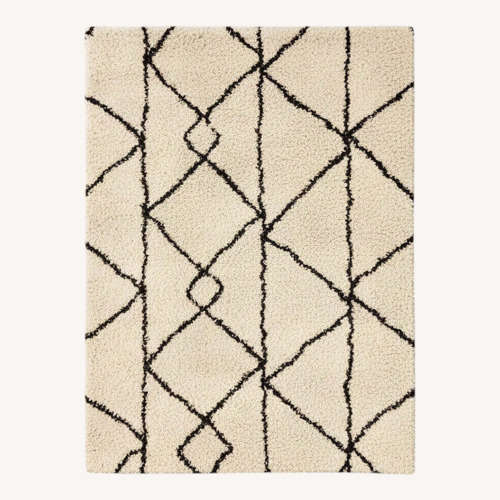 Used Target Threshold Geometric Woven Area Rug 5X7 for sale on AptDeco