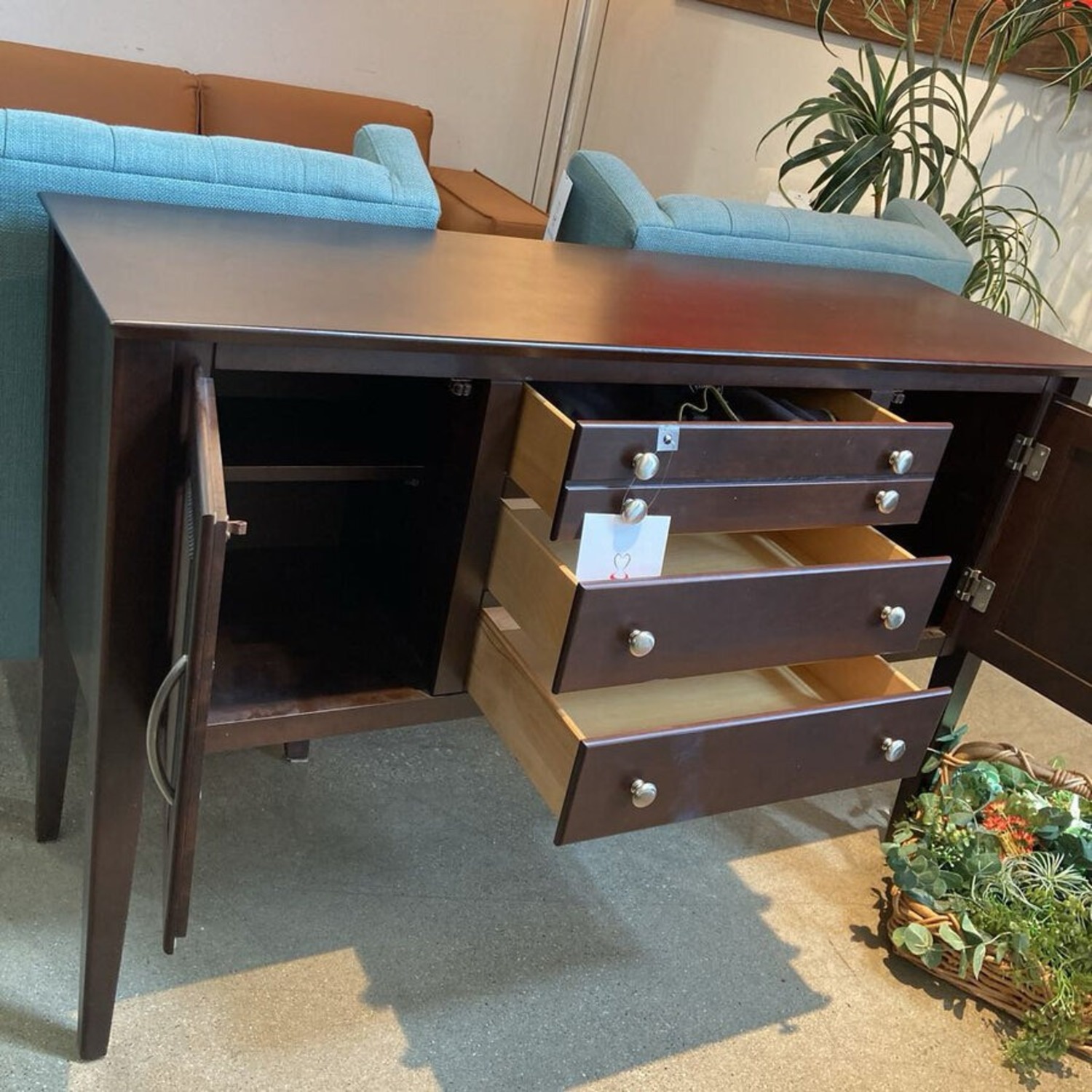 Walter E. Smithe Transitional 3-Drawer Sideboard - image-6