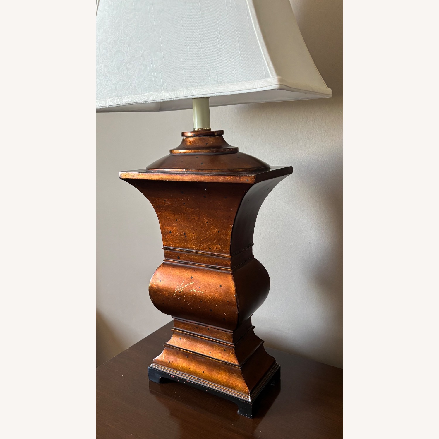 Vintage/Antique Finds Dark Brown Table Lamp - image-3